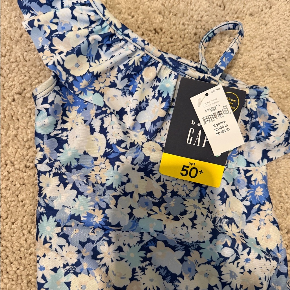 Gap Bathing suit - Picture 2 of 2